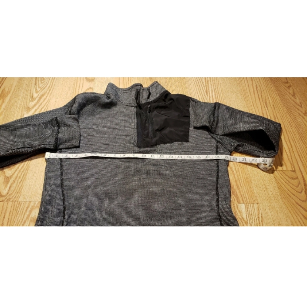 Amongst Others Men's Shirt Size: Medium - Picture 3 of 11